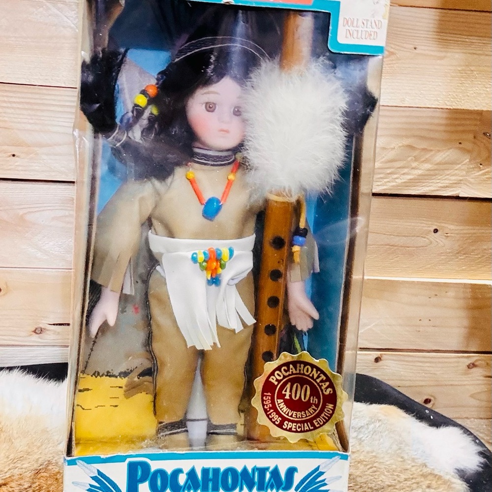 Pocahontas 400th Anniversary Special Edition Doll